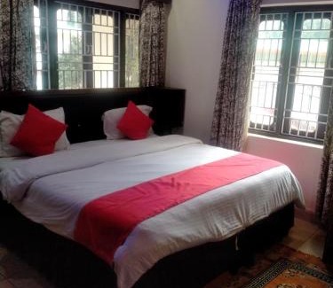 Bhagsu Nag Apartment | Orchard Hotel