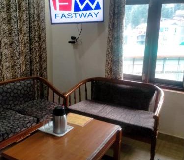 Bhagsu Nag Apartment | Orchard Hotel