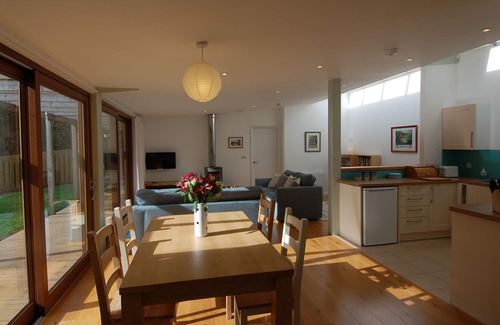 Sidmouth Cottage | ORCHARD RETREAT, with open fire in Sidmouth