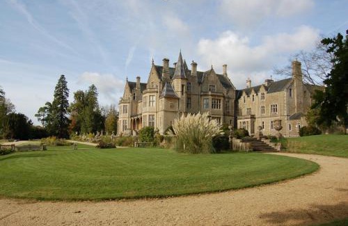 Lullington Hotel | Orchardleigh Estate