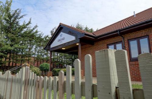 Epsom Hotel | Orchid Epsom; Sure Hotel Collection by Best Western