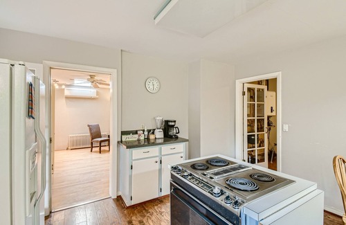 North Gresham House | Oregon Jade Lodging: 20 min. from airport, one level no stair