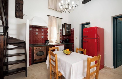 Kamilari Villa | Orelia Cretan Villas-Romantic stone villa 2, great view