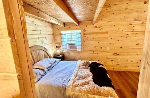 Cosby Cabin | Organic Cabin Near Gatlinburg