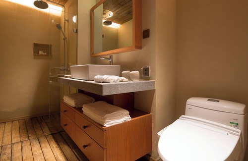 Tonglu County Hotel | Origin Villa Hotel