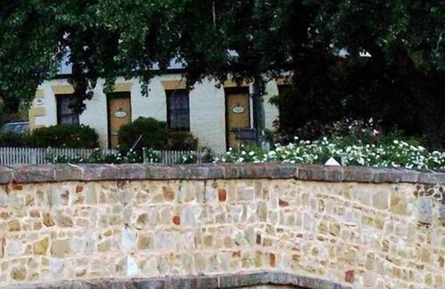Richmond Cottage | Original 1823 Bridge Cottage/Sergeants Cottage