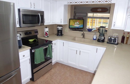 Altamonte Springs House | Orlando Area 6BR/2MB/3Bath Pool Disney Universal 12 Beds