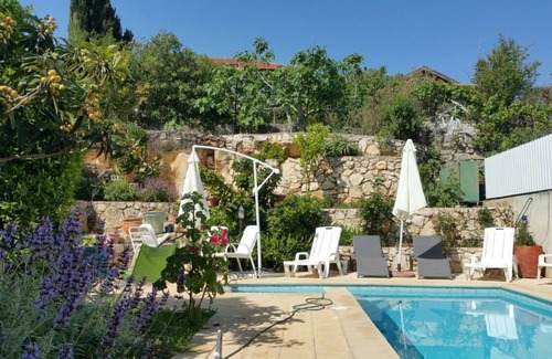Kfar Vradim Villa | Orly's galilee Villa with a pool