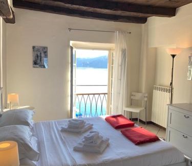 Orta San Giulio Apartment | -Ortaflats- Appartamenti Imbarcadero & Palazzotto