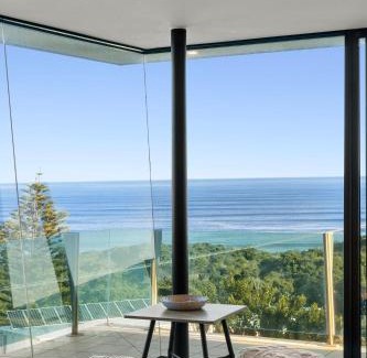Ocean Grove House | Orton Oceanview Luxury Retreat