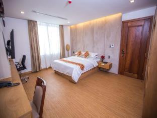 Prampir Makara Hotel | Orussey One Hotel & Apartment