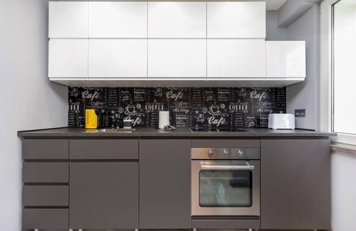 Nowe Miasto Apartment | Os. Piastowskie 33 | Stylish Apartment | Balcony