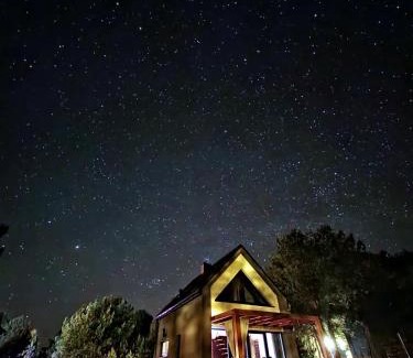 gmina Bierzwnik Villa | Osada pod Gwiazdami & SPA - FAMILY ogrodzony dom, prywatne JACUZZI, kominek, grill, ognisko, Kajaki, Plaża, Jeziora