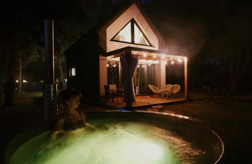 gmina Bierzwnik Villa | Osada pod Gwiazdami & SPA - FAMILY ogrodzony dom, prywatne JACUZZI, kominek, grill, ognisko, Kajaki, Plaża, Jeziora