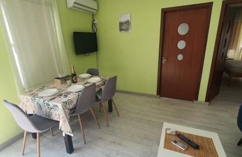 Floresti Apartment | Oscar's Apartment