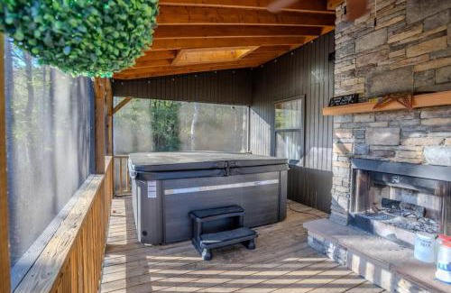 Blairsville House | Osprey - Family Cabin, Hot Tub, Game Room, Theater