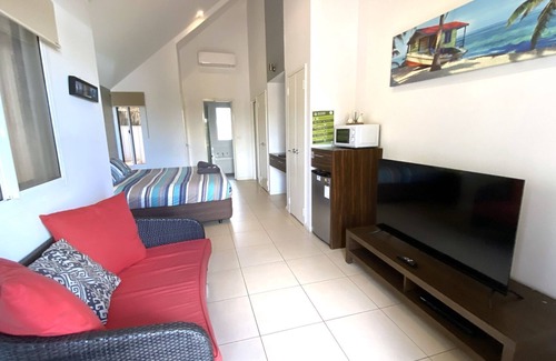 Exmouth Apartment | Osprey Holiday Village Unit 203/1 Bedroom - Villa with a Pool in the Complex