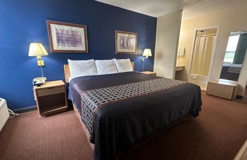 Osseo Hotel | Osseo Inn