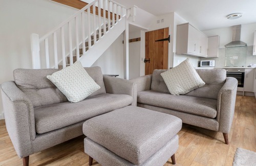Mitcheldean House | OSTLERS, pet friendly, character holiday cottage in Mitcheldean