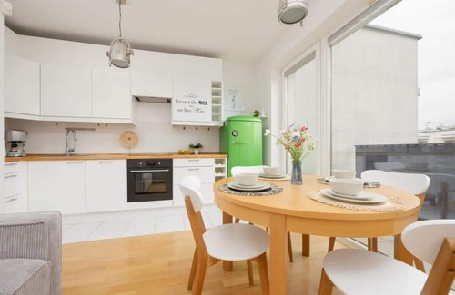 Powazki Apartment | Ostroroga 27 | Cosy Apartment | Parking