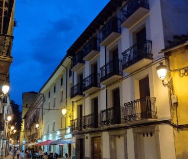 Jaca Apartment | OTAL URBAN de "Casa Otal"