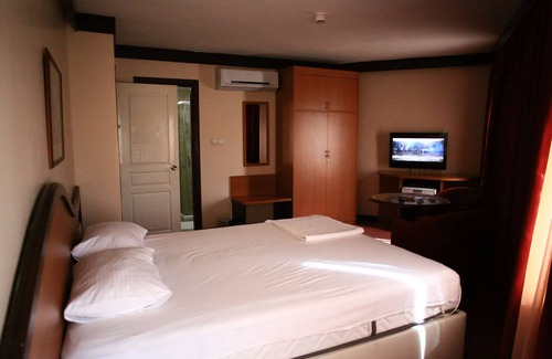 Orhangazi Hotel | Otel Familia
