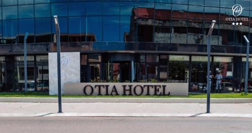 Coop Hotel | OTIA HOTEL