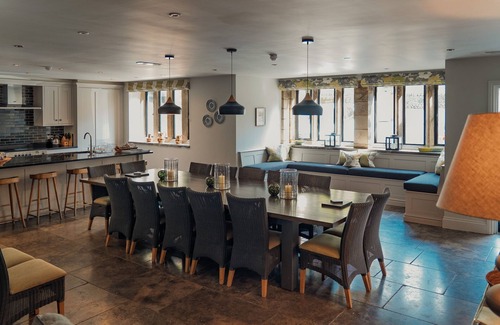 Yockenthwaite House | Oughtershaw Hall - a large propertie that sleeps 16 guests in 8 bedrooms