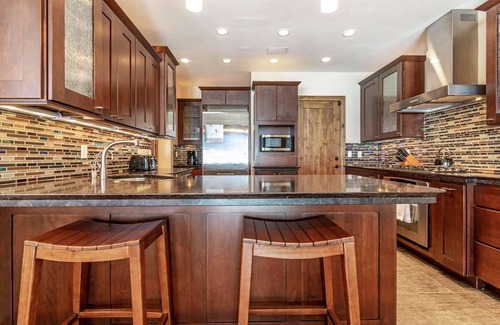 Eagle-Vail House | Our Beautiful 4BR Townhome with Private Hot Tub & Views Will Make You Feel at Home in the Mountains