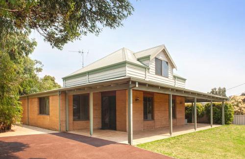 Dunsborough House | Our Casita