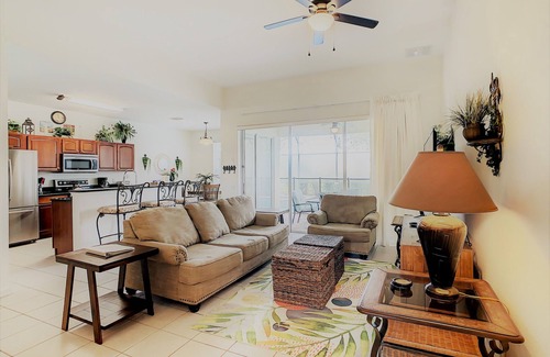 Windsor Hills Villa | Our DisneyDreamVilla - minutes to DisneyWorld!