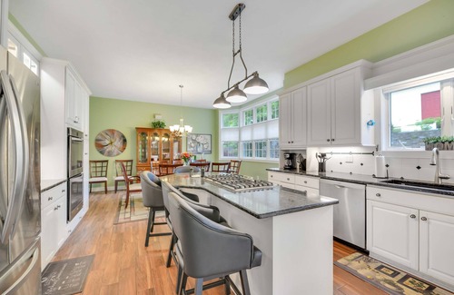 Town of Milo House | Our Happy Retreat: "Finger Lakes Reunions on Keuka Lake! Pet Friendly + Hot Tub!"