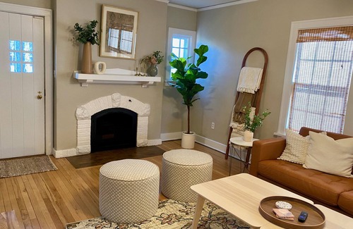 Iowa City House | Our home offers Beauty, comfort and LOCATION!