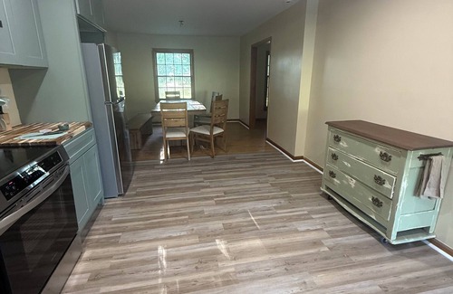 Washington Other | Our place is dog-friendly, stunning views of Shenandoah Skyline Drive