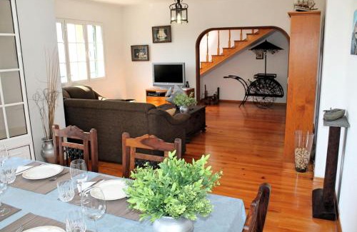 Ponta do Sol Villa | OurMadeira - Casa Jardim Mar, seaviews