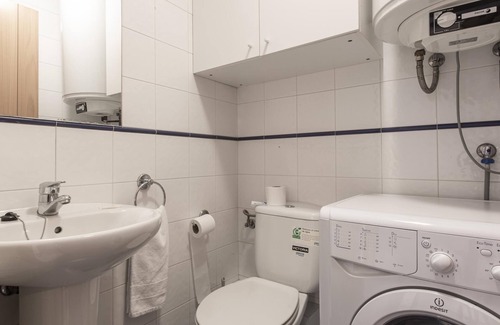 Les Escaldes Apartment | Outdoor Comfort Valira West