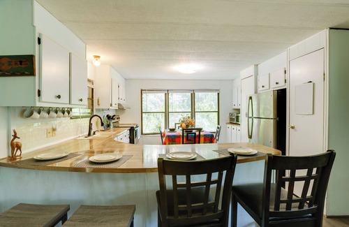 Cleveland Cottage | Outdoor Entertainment Areas: Cleveland Cottage