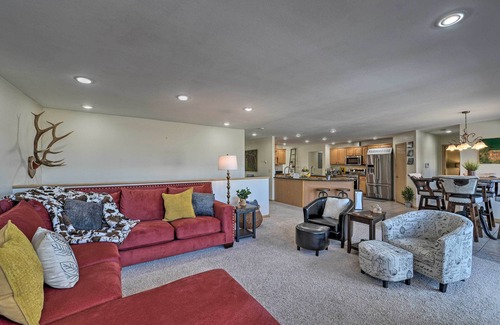 Lander House | Outdoor Enthusiasts' Retreat w/Hot Tub, Deck