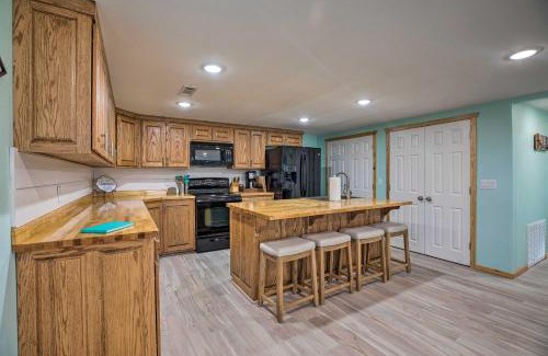 Sylvan Shores House | Outdoor Family Fun Large Home by Beaver Lake!