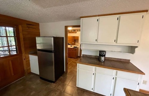 De Valls Bluff Cabin | Outdoors Paradise! Private cabin on the bank of the White River.