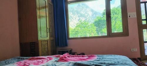 Kathua House | Outlaw Cafe