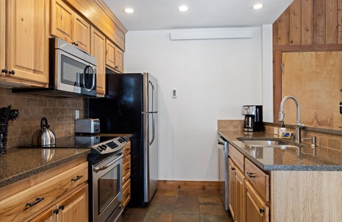 Teton Village Condo | Outpost: Nez Perce C5 - Hot Tub Access!