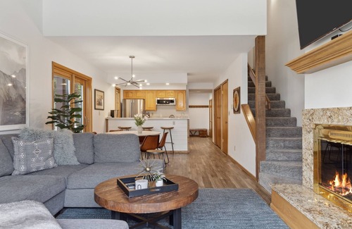 Moose Wilson Road Condo | Outpost: Primrose 1715 - Aspens Condo
