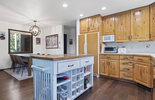 Teton Village Condo | Outpost: Sleeping Indian E8 - Hot Tub Access!