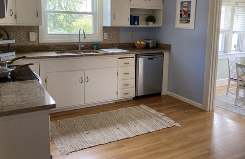 Lincoln House | Outside Providence! - Entire 3-Bed House Near Twin River Casino!