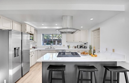 Azusa House | Outstanding Relaxing Quiet Azusa Vacation Oasis