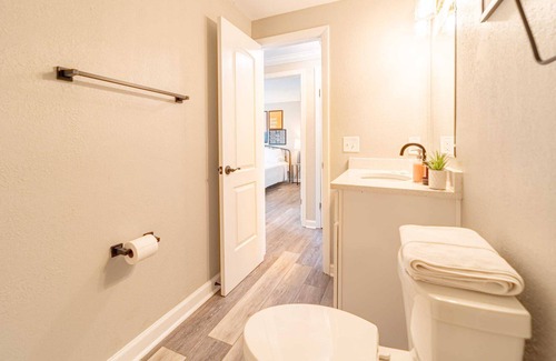 East Ocean View Apartment | OV Mosaic - Cove Suite