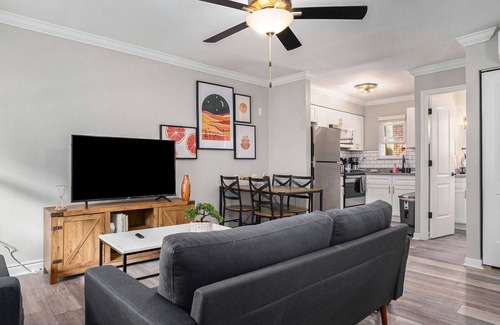 East Ocean View Apartment | OV Mosaic Dawn Suite