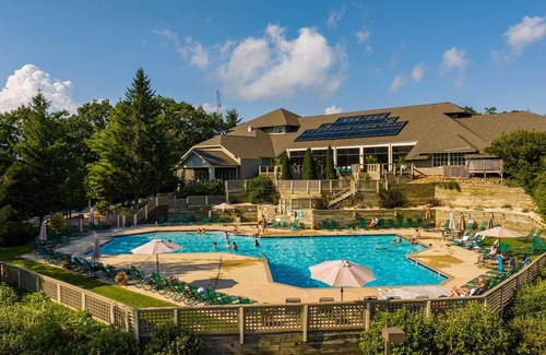 Nellysford Condo | Overlook 43 with Wintergreen Advantage