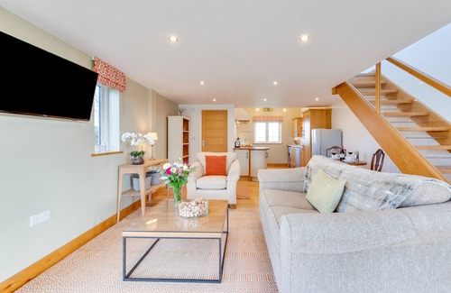 Beckley House | Owl House - One Bedroom House, Sleeps 2